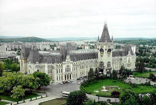 thumb_500_x_337_17260-palatul-culturii-din-iasi1